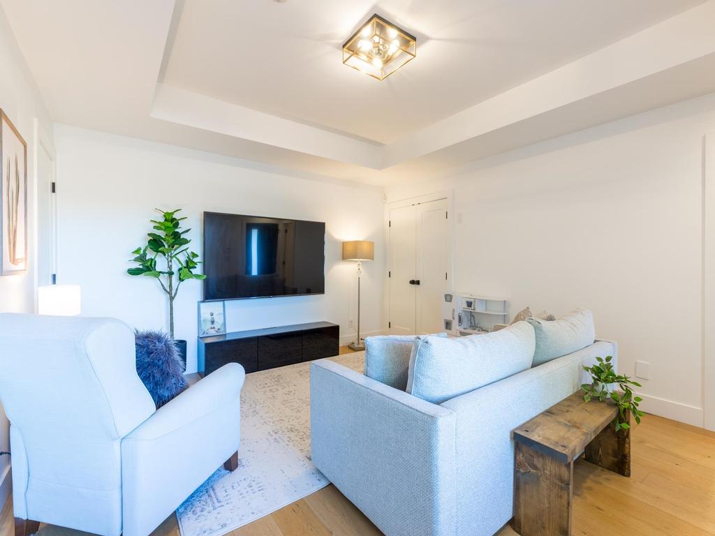 Listing Image for R3080760