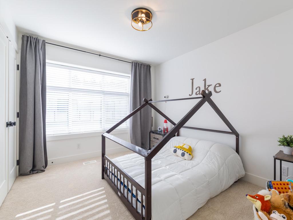 Listing Image for R3080760