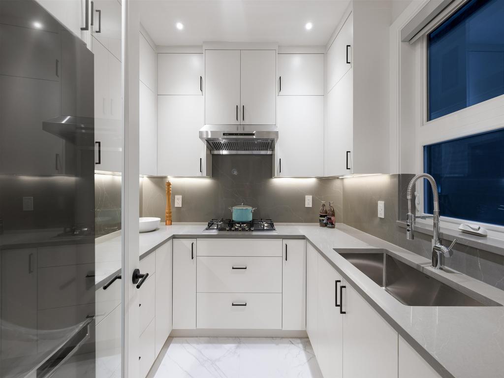 Listing Image for R3080805