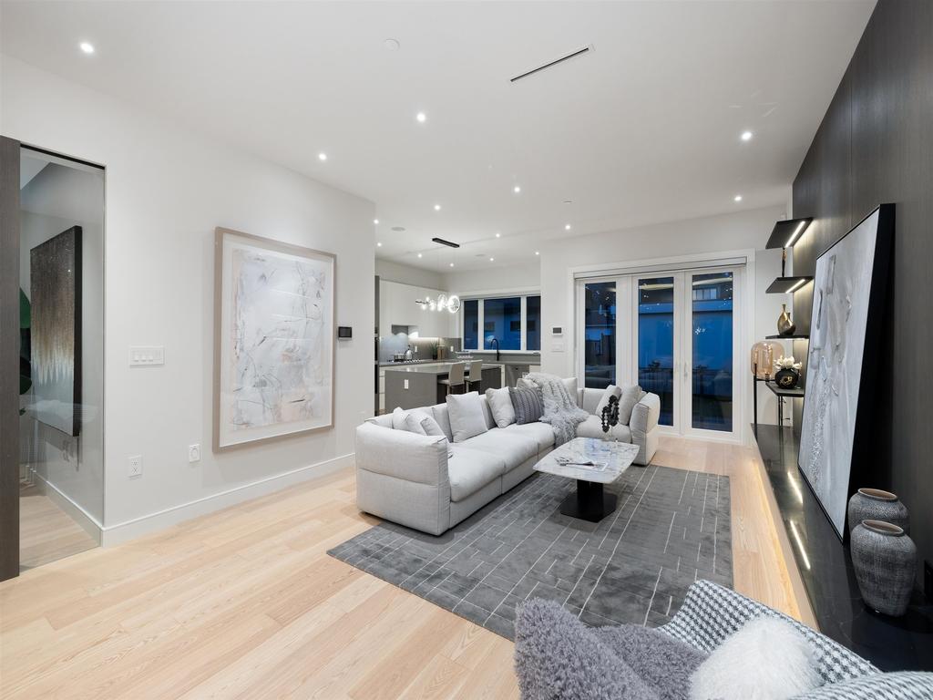 Listing Image for R3080805