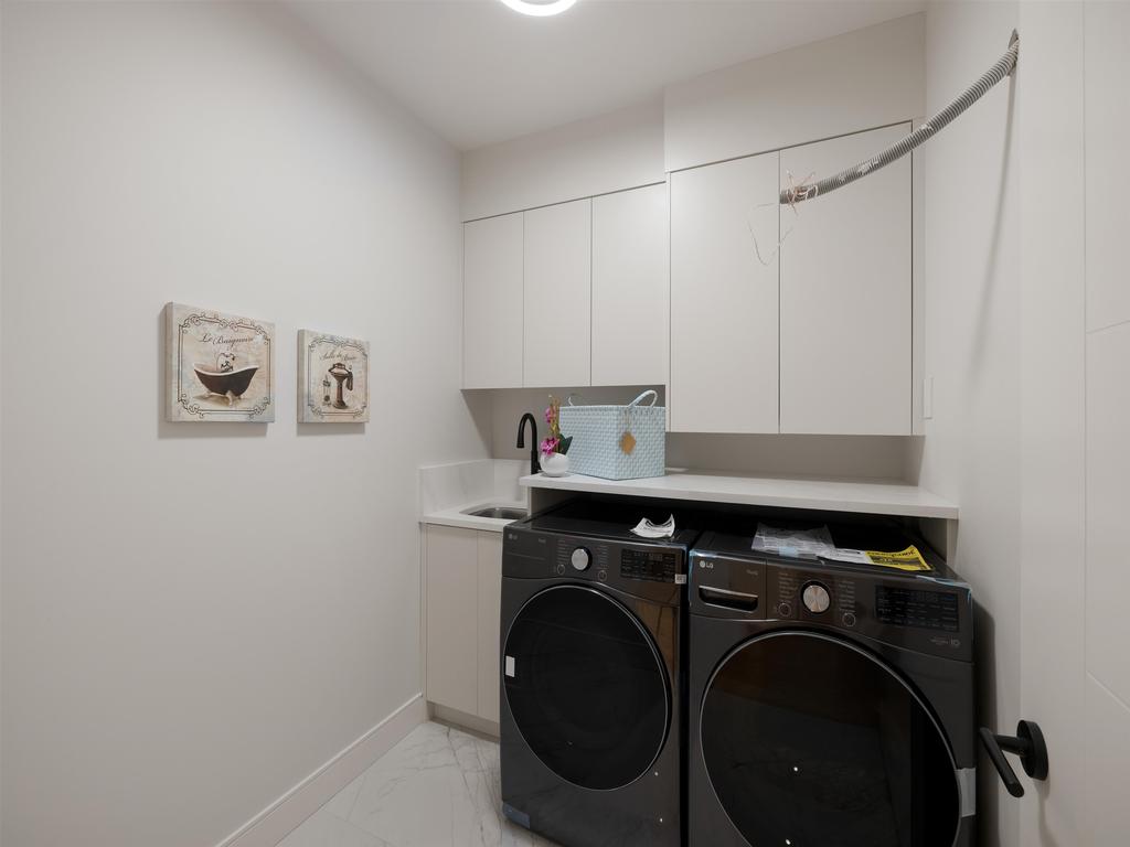 Listing Image for R3080805