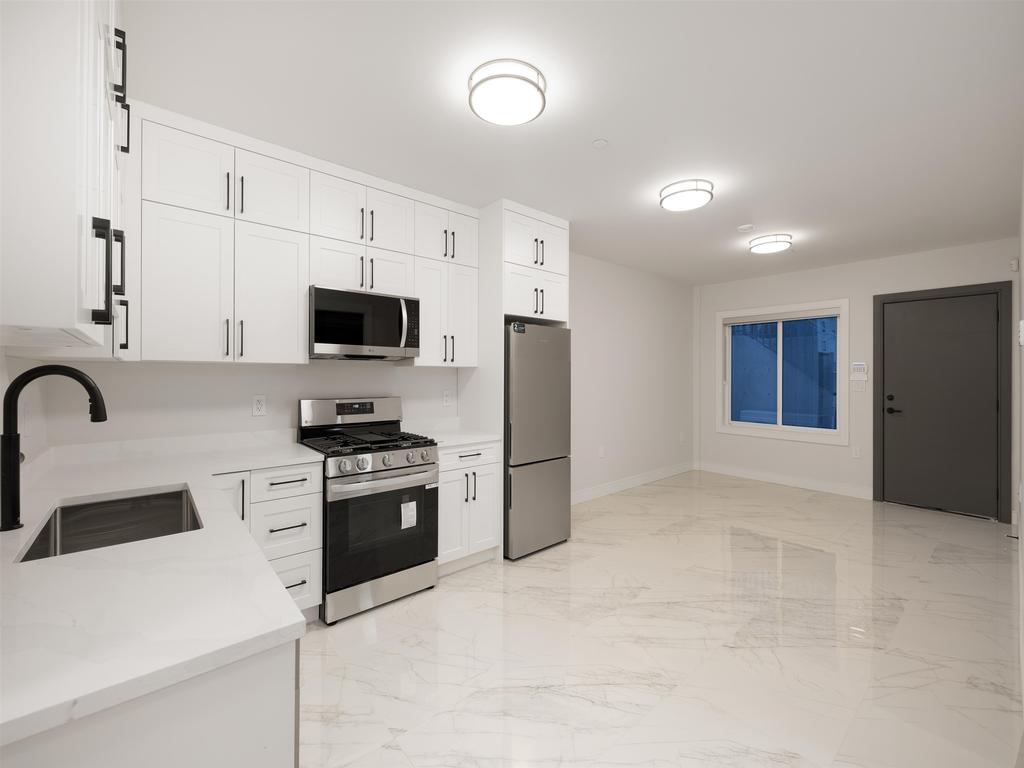 Listing Image for R3080805