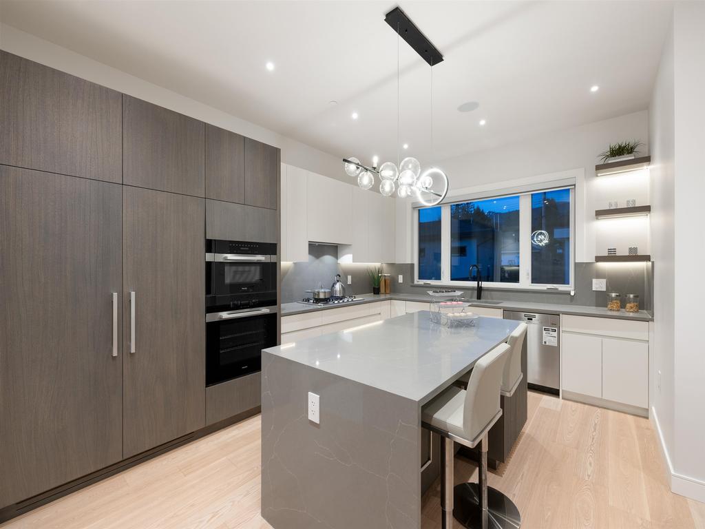 Listing Image for R3080805