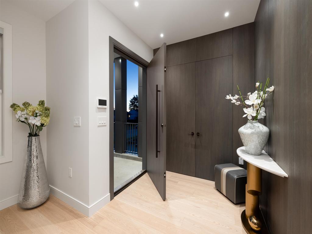 Listing Image for R3080805