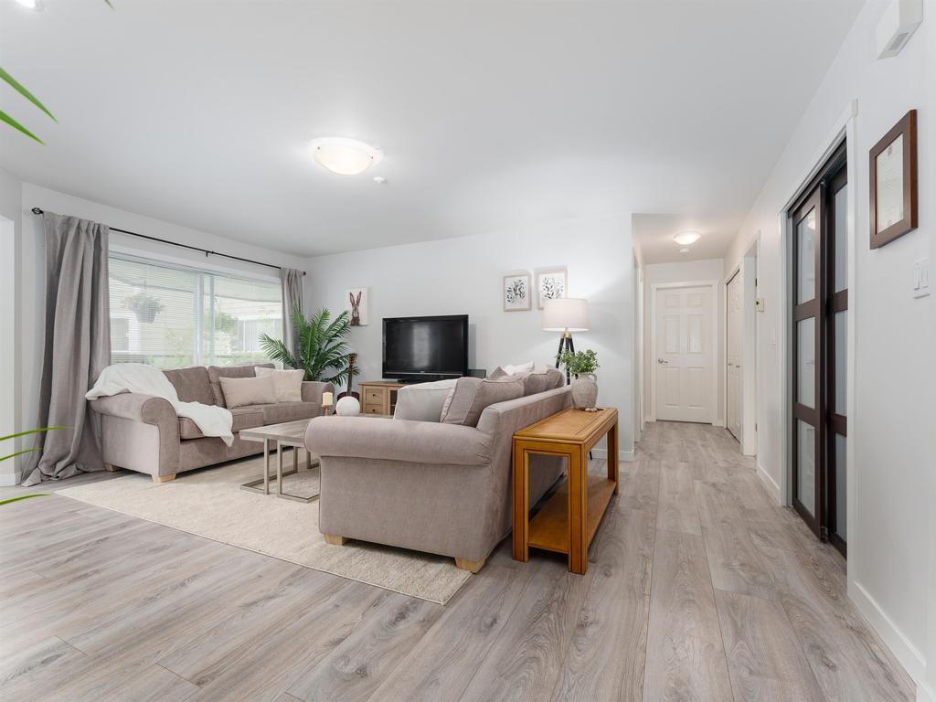 Listing Image for R3080817