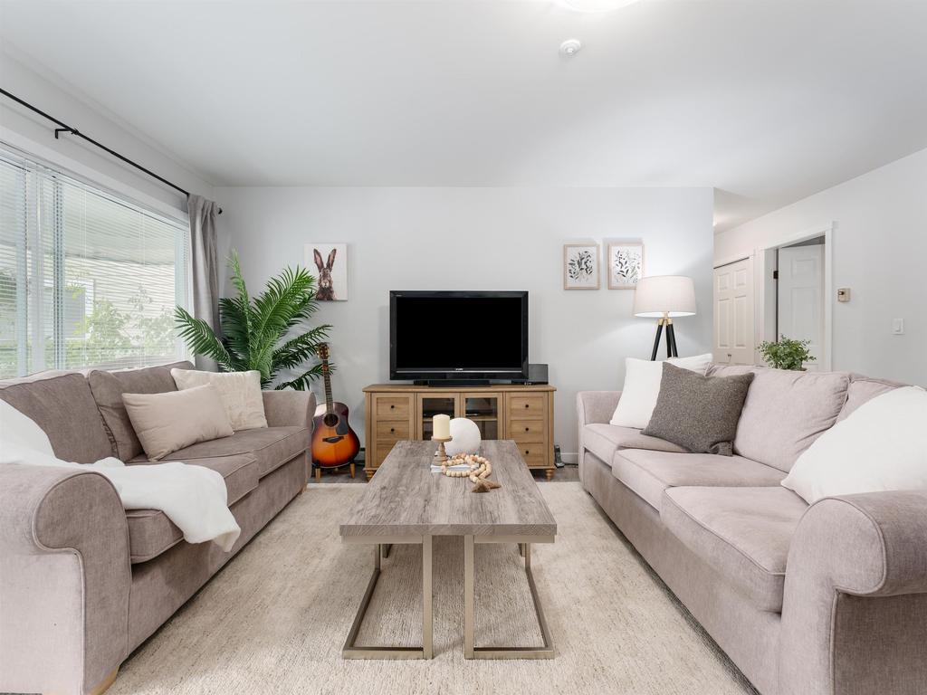 Listing Image for R3080817