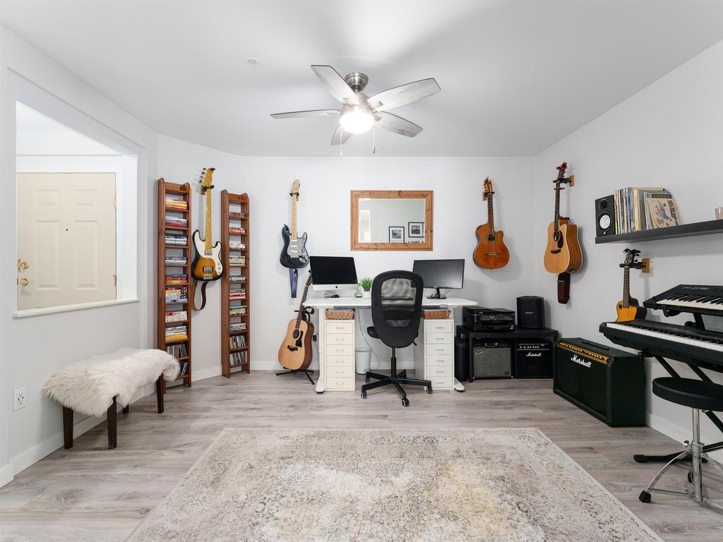 Listing Image for R3080817