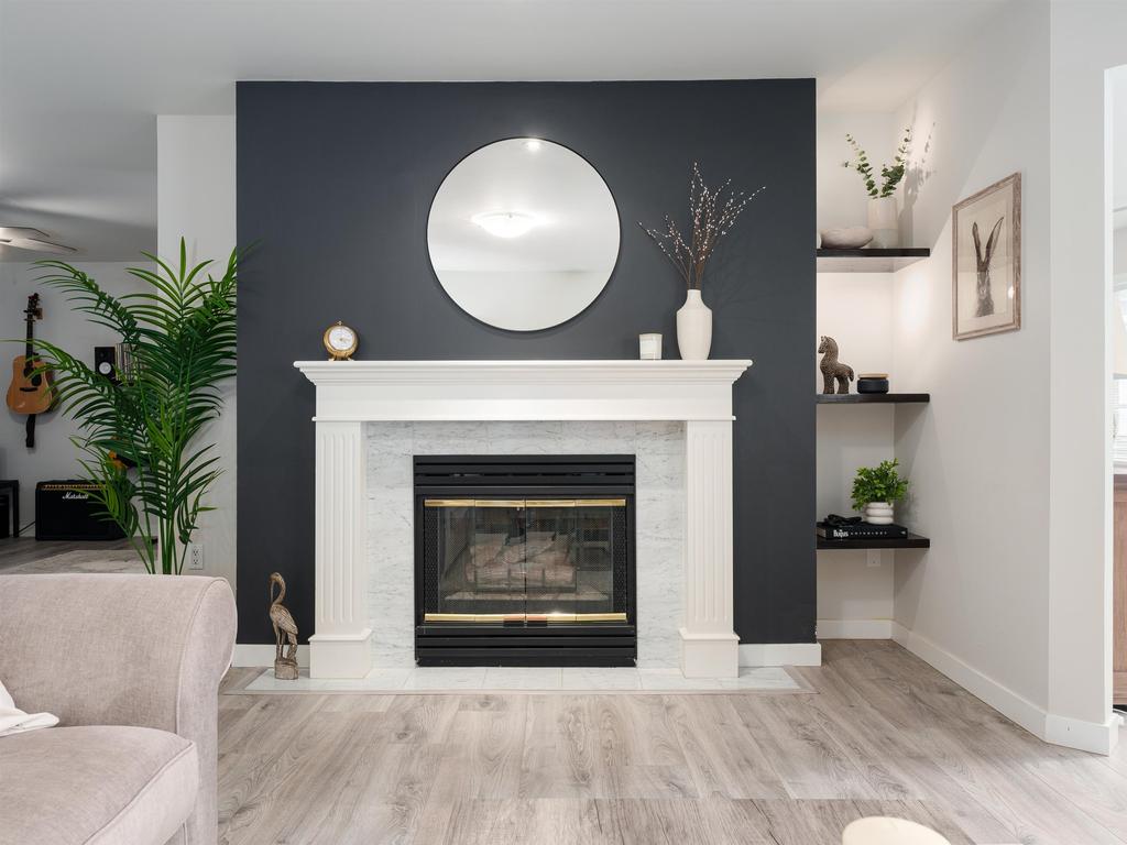 Listing Image for R3080817