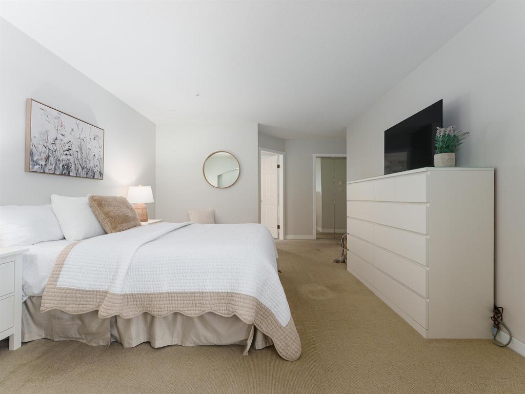 Listing Image for R3080817