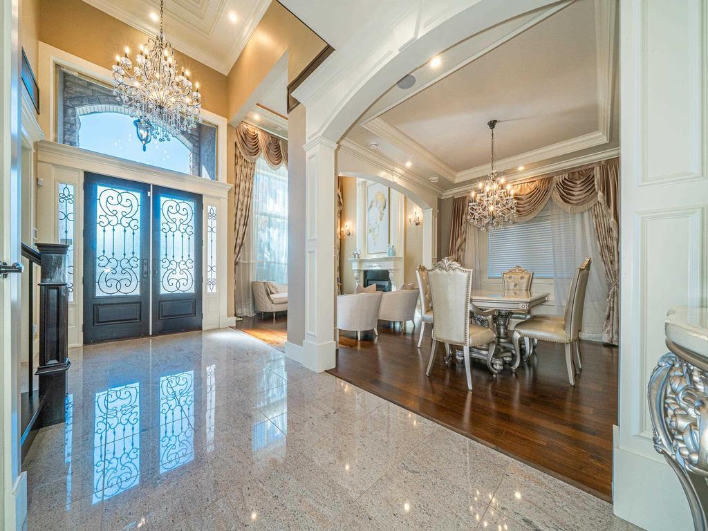 Listing Image for R3080818