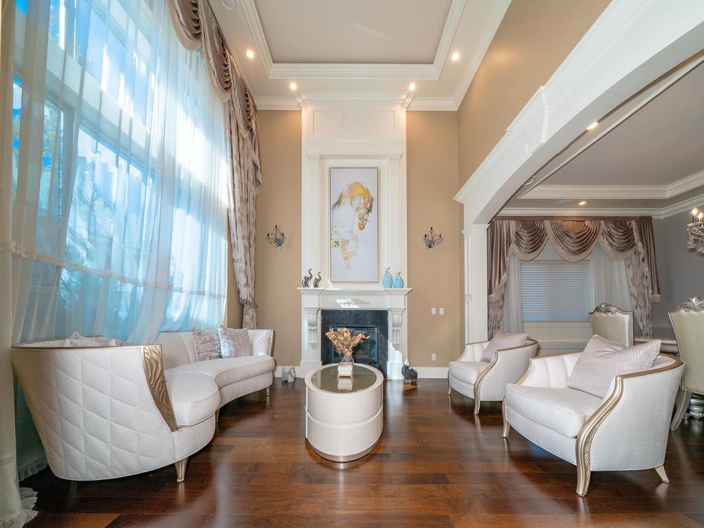 Listing Image for R3080818