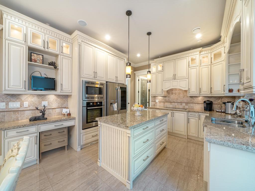 Listing Image for R3080818