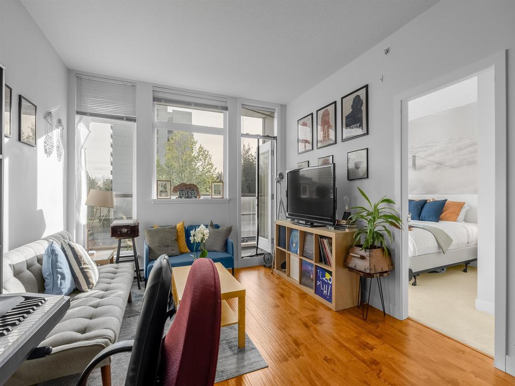 Listing Image for R3080829