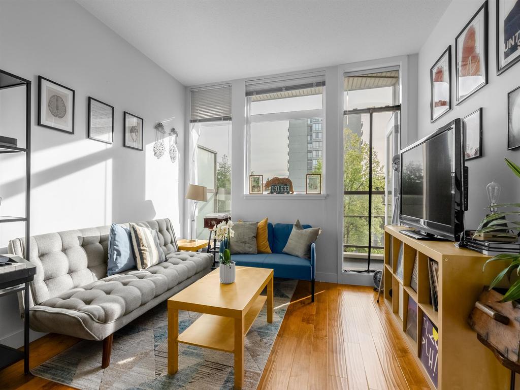 Listing Image for R3080829