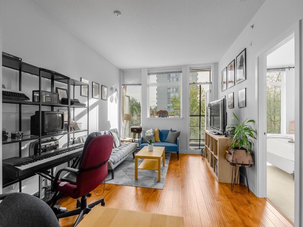 Listing Image for R3080829