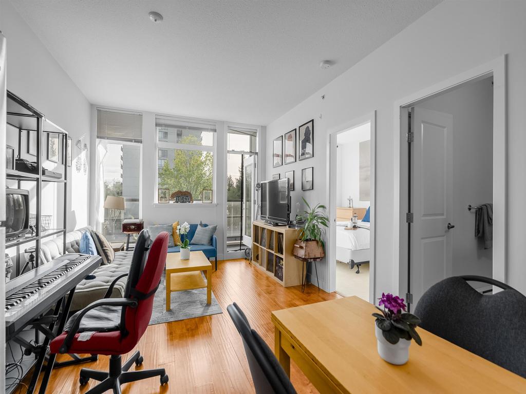 Listing Image for R3080829