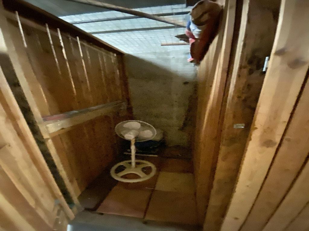 Listing Image for R3080852