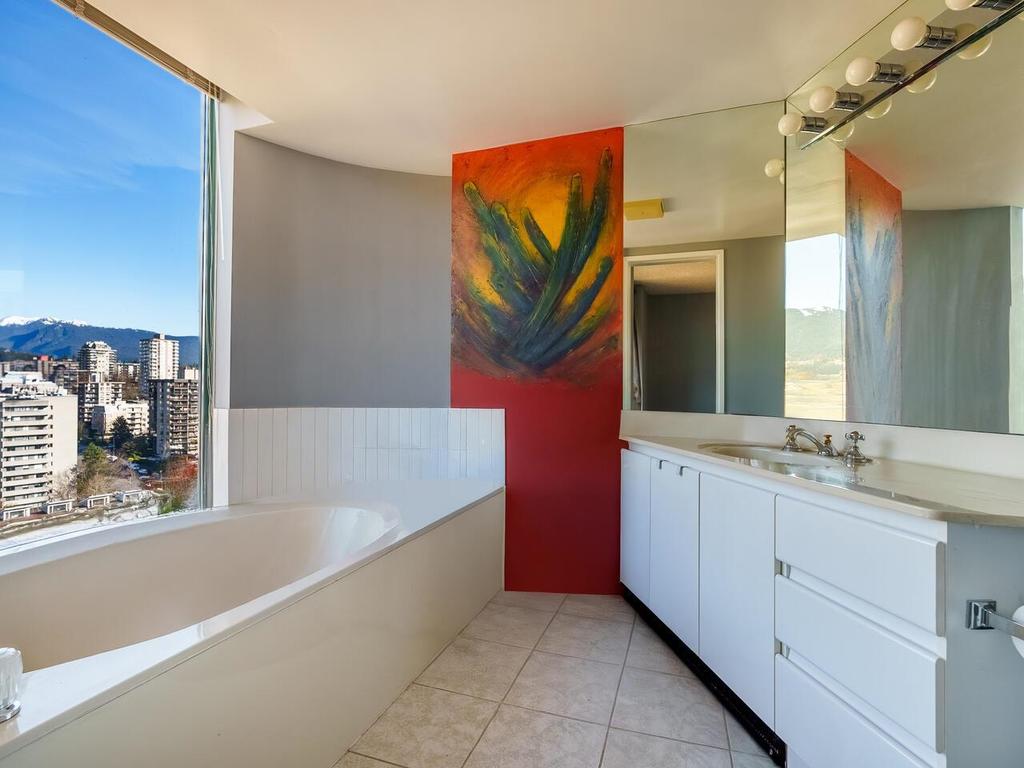 Listing Image for R3080852