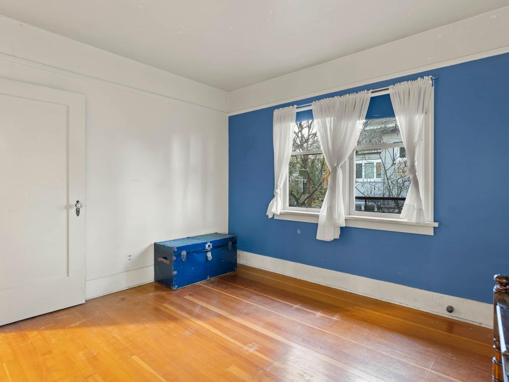 Listing Image for R3080865