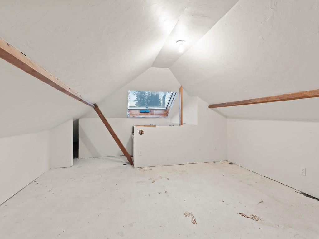 Listing Image for R3080865