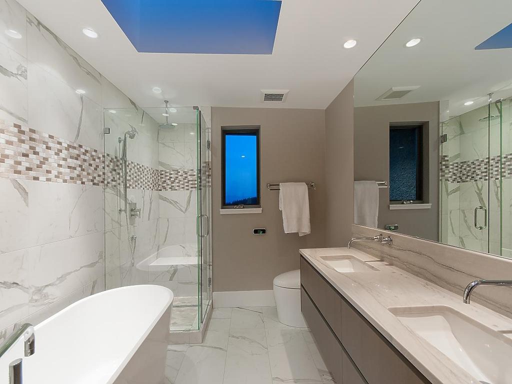 Listing Image for R3080866