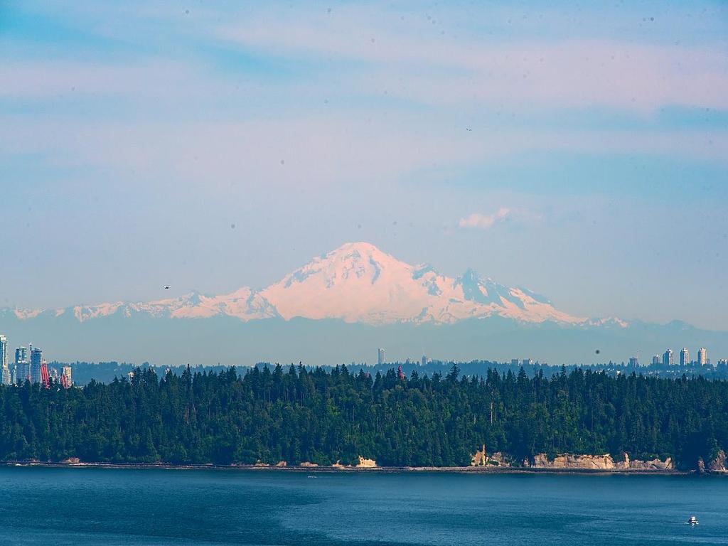 Listing Image for R3080866