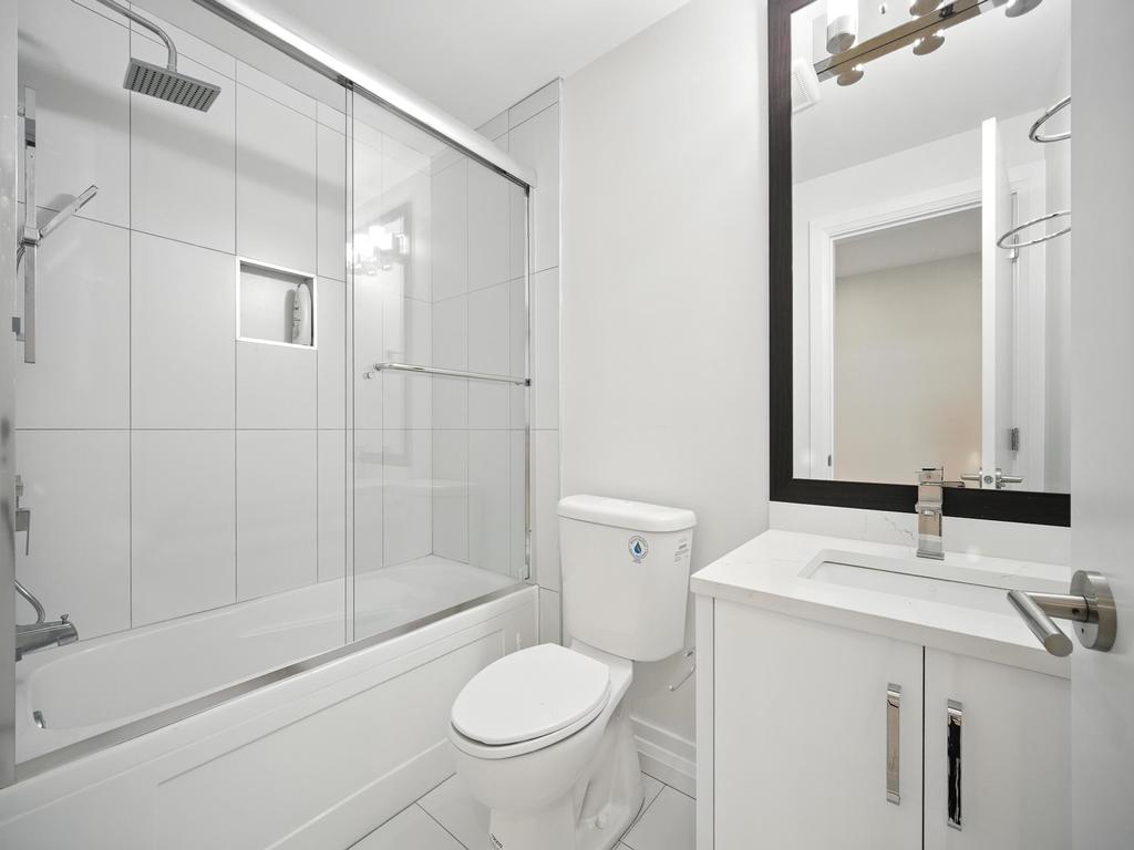 Listing Image for R3080875