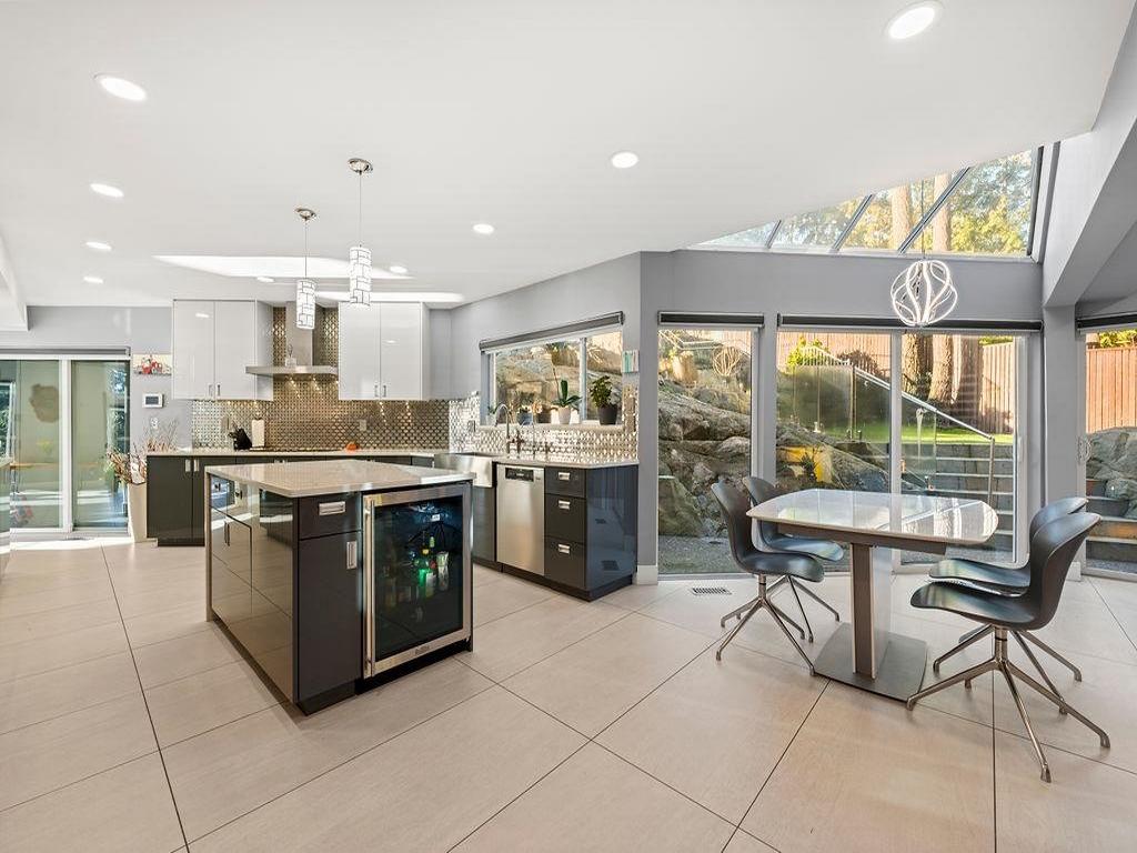 Listing Image for R3080877