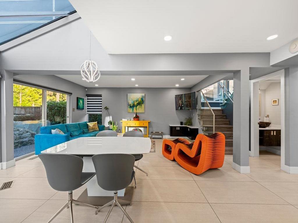 Listing Image for R3080877