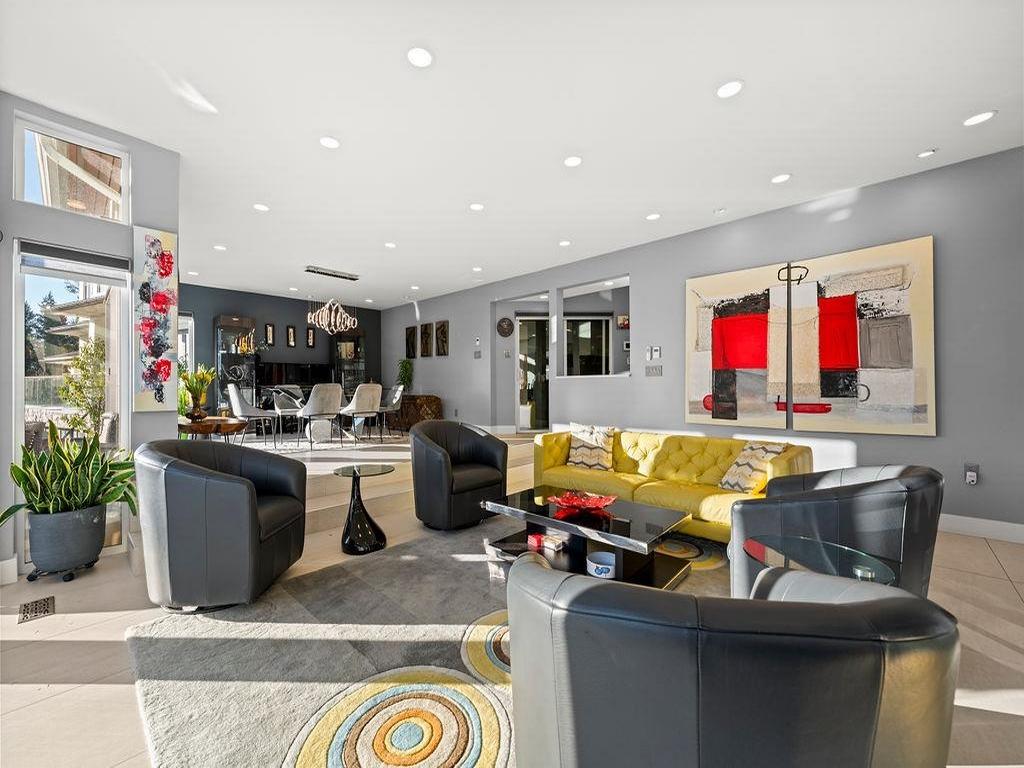 Listing Image for R3080877