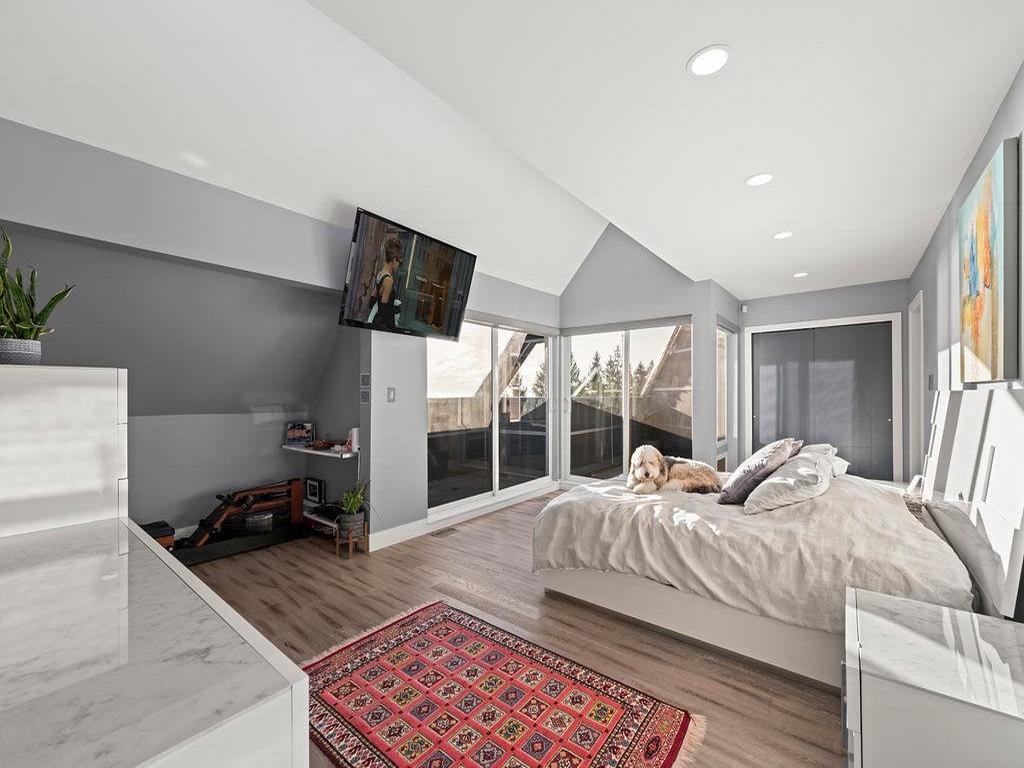 Listing Image for R3080877