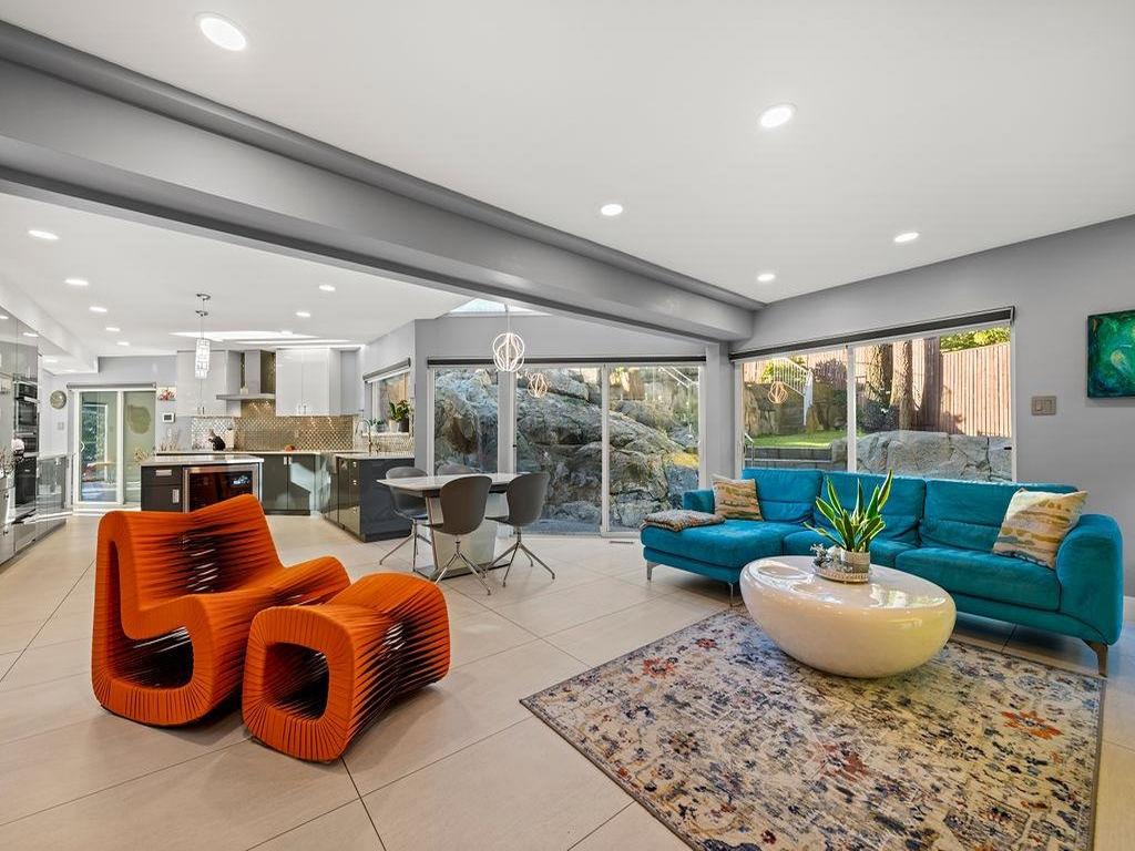 Listing Image for R3080877