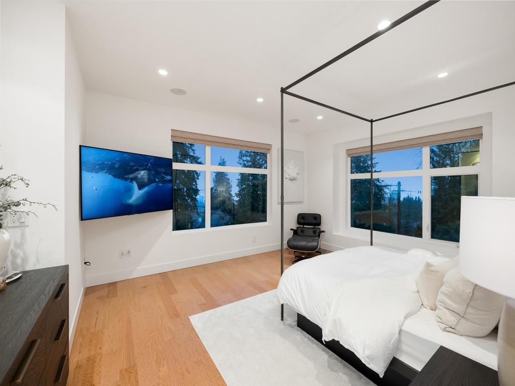 Listing Image for R3080880