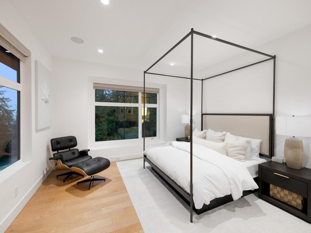 Listing Image for R3080880