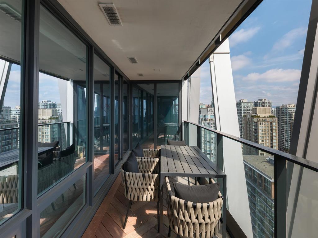 Listing Image for R3080895