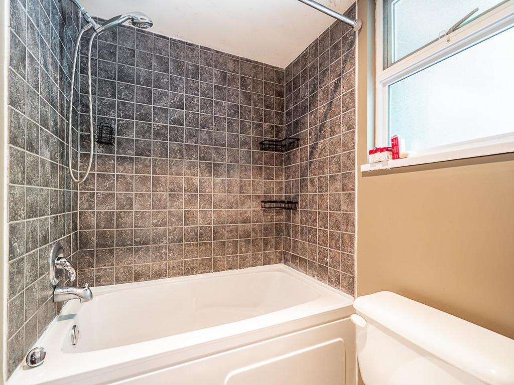 Listing Image for R3080899