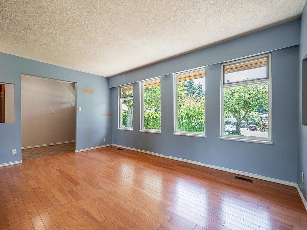 Listing Image for R3080899