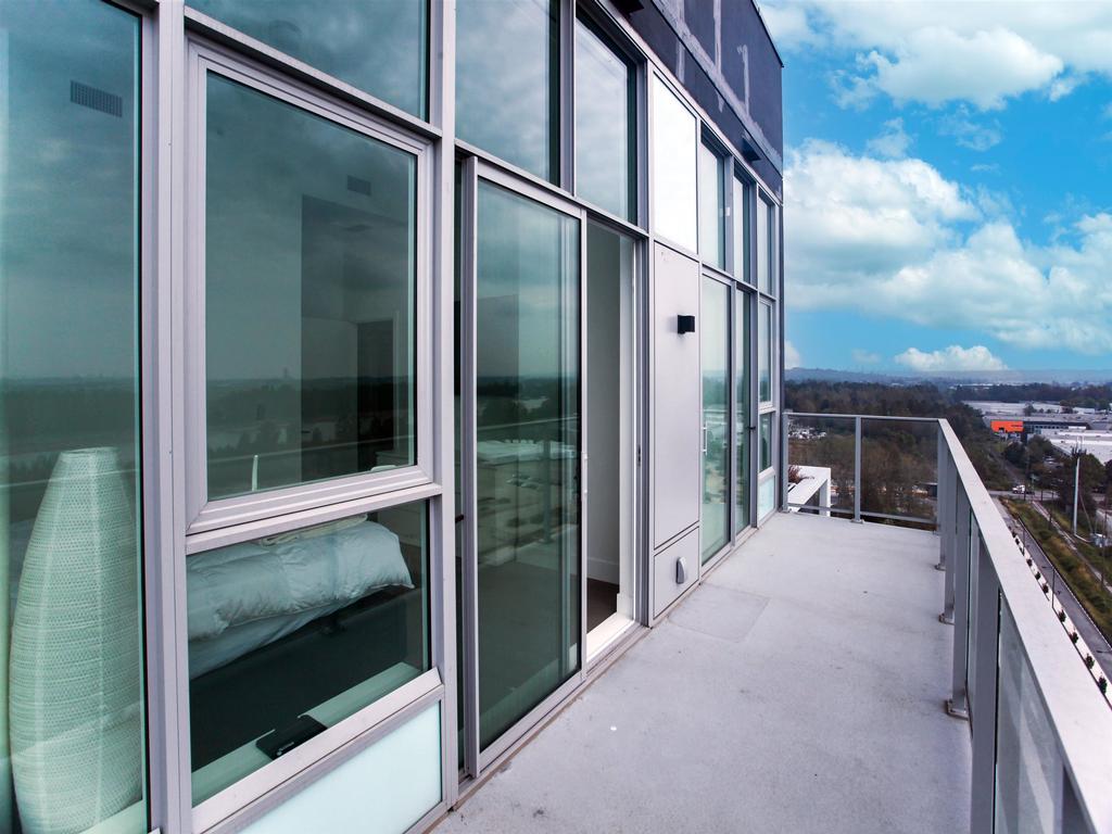 Listing Image for R3080901