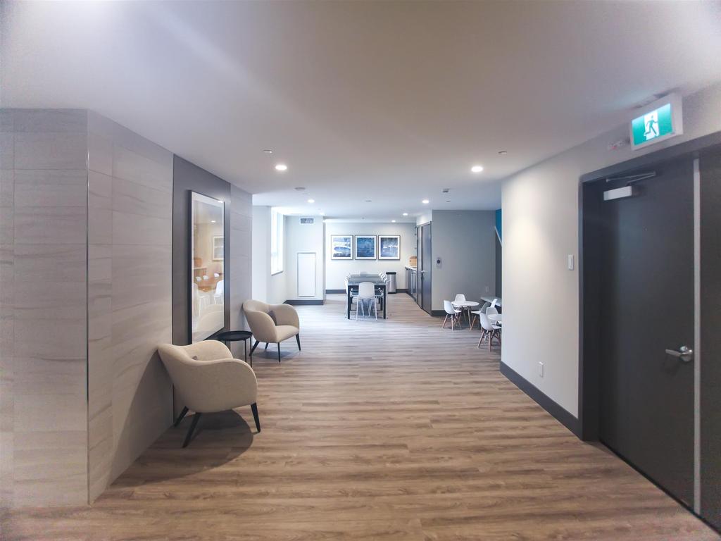 Listing Image for R3080901