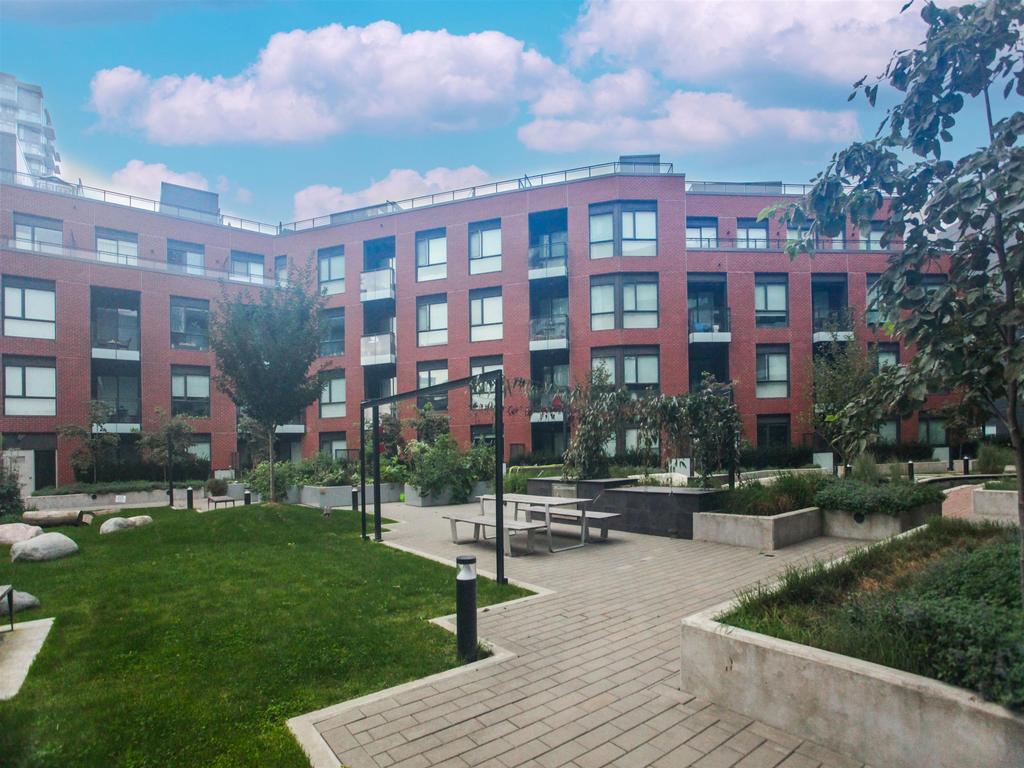 Listing Image for R3080901