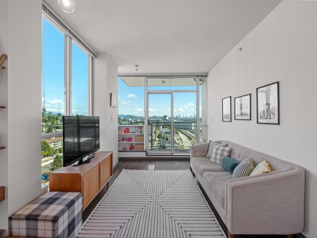 Listing Image for R3080907