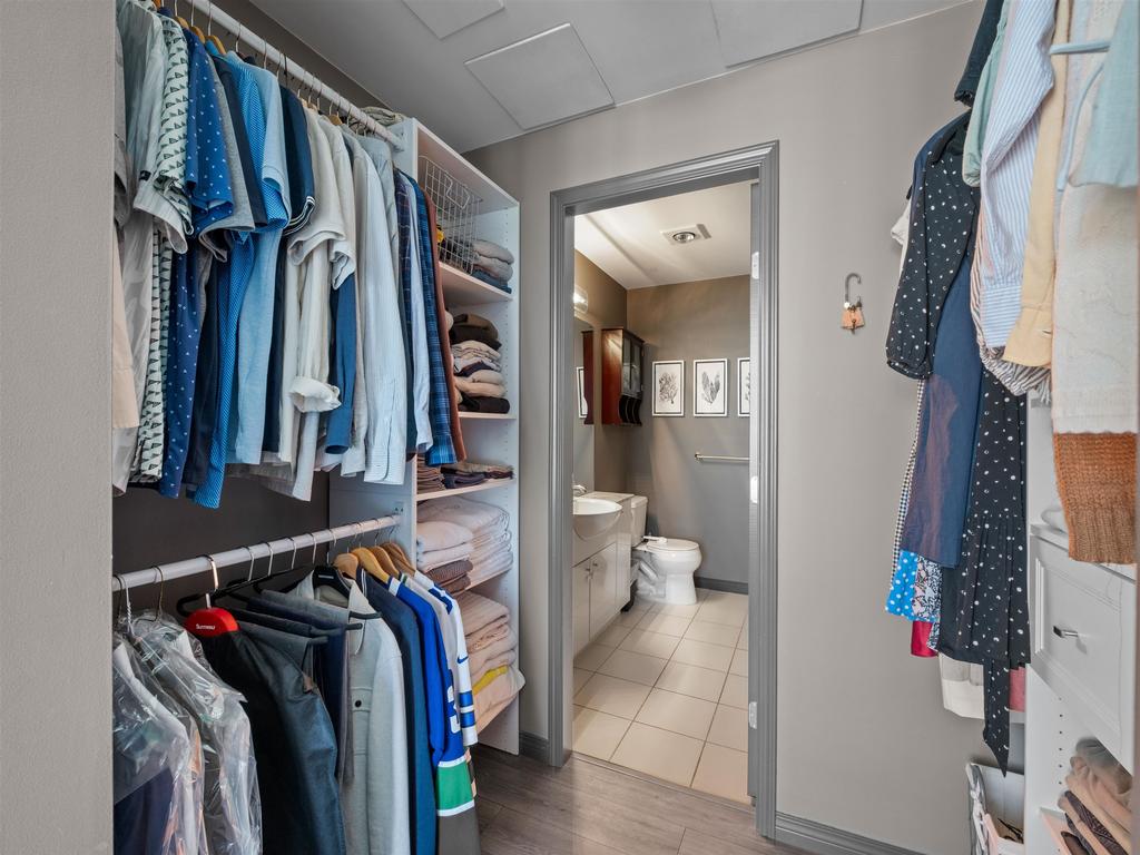 Listing Image for R3080907