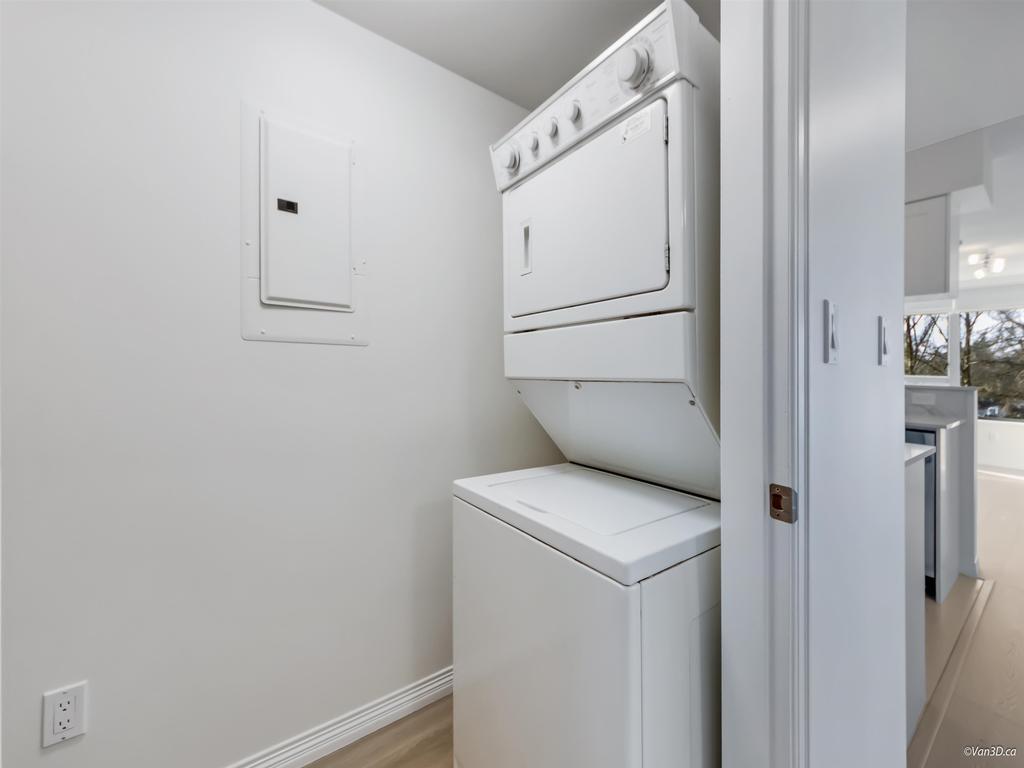 Listing Image for R3080916