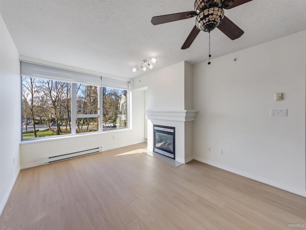 Listing Image for R3080916