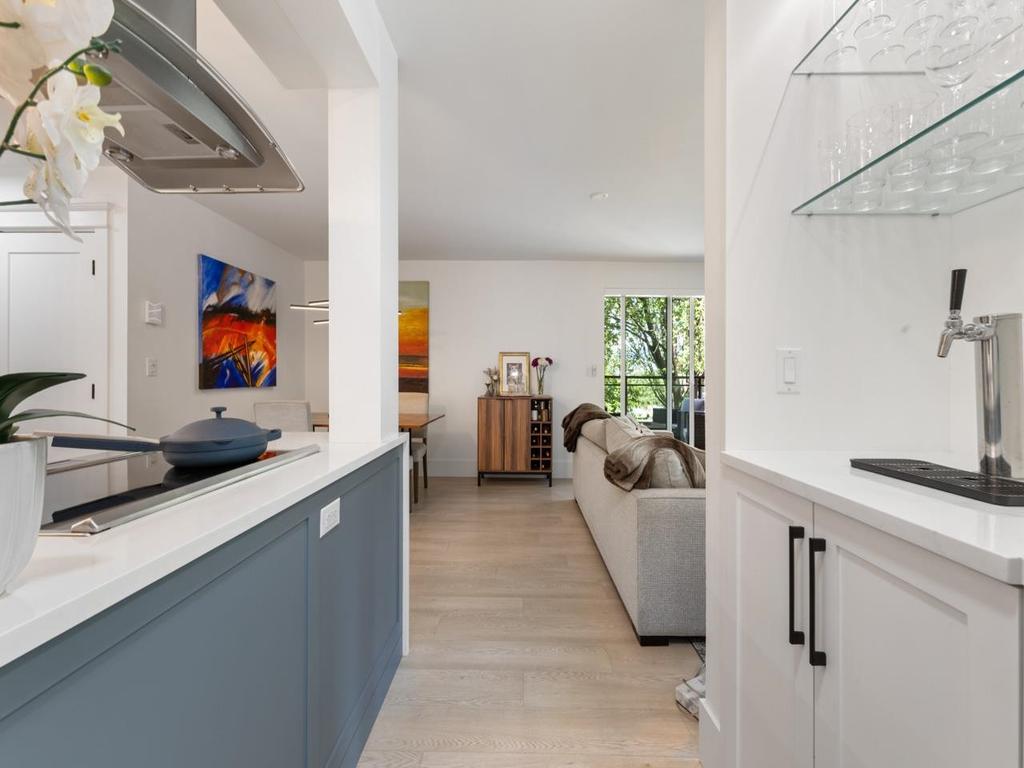 Listing Image for R3080921