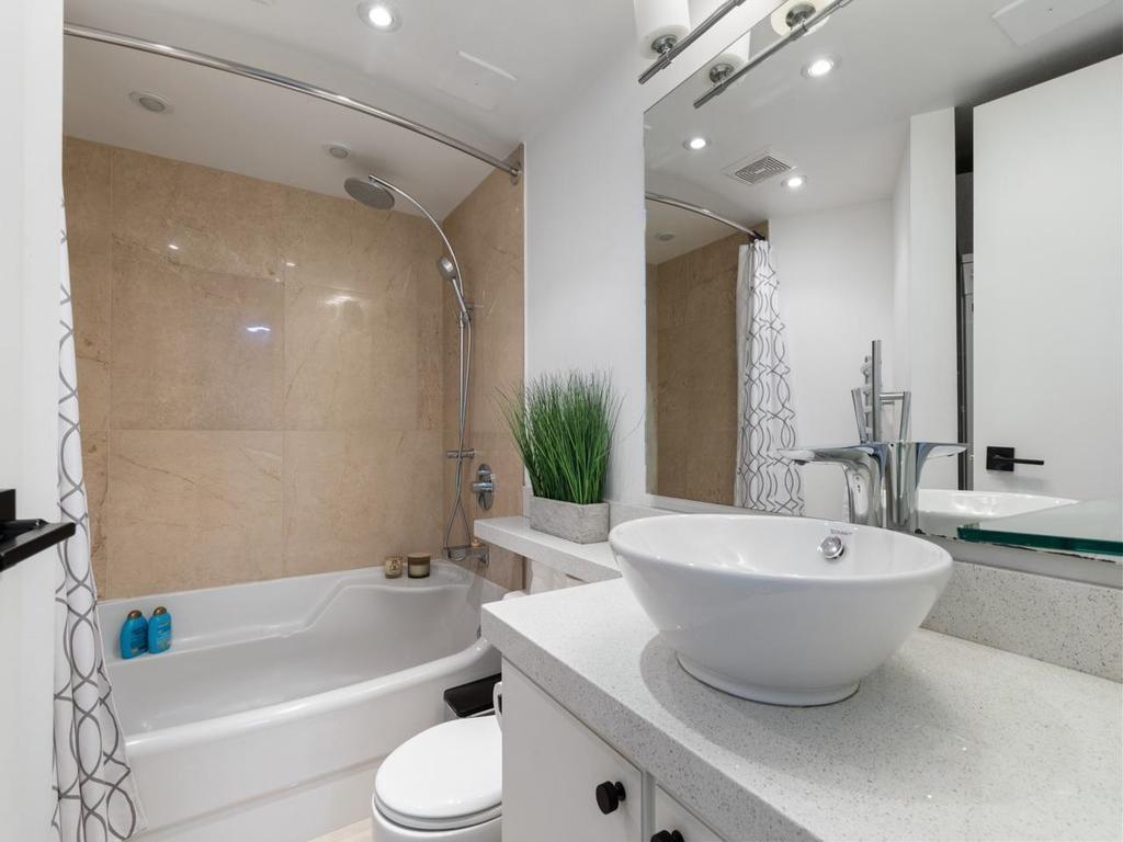 Listing Image for R3080921