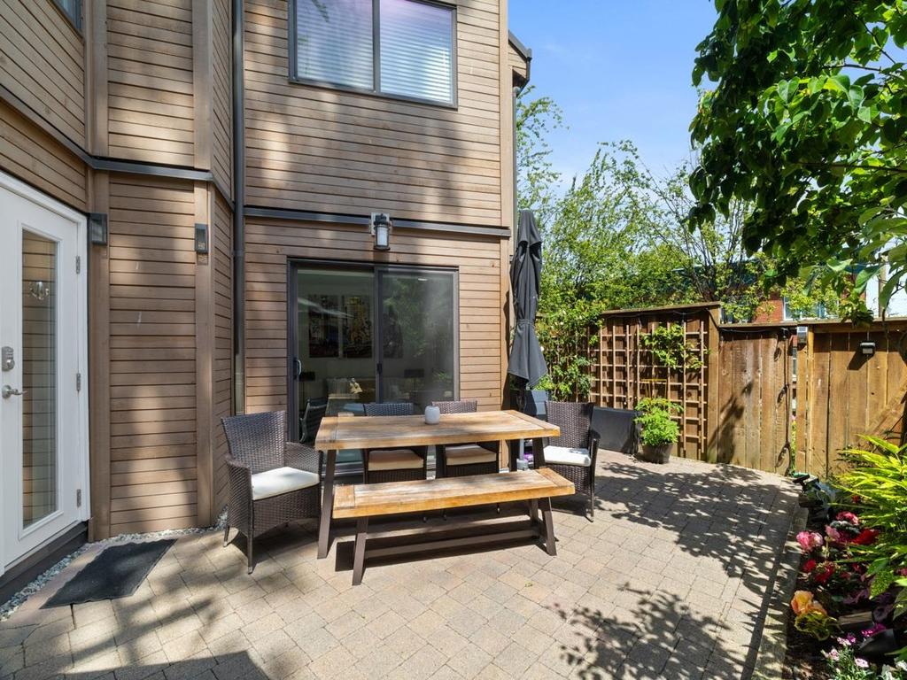 Listing Image for R3080921