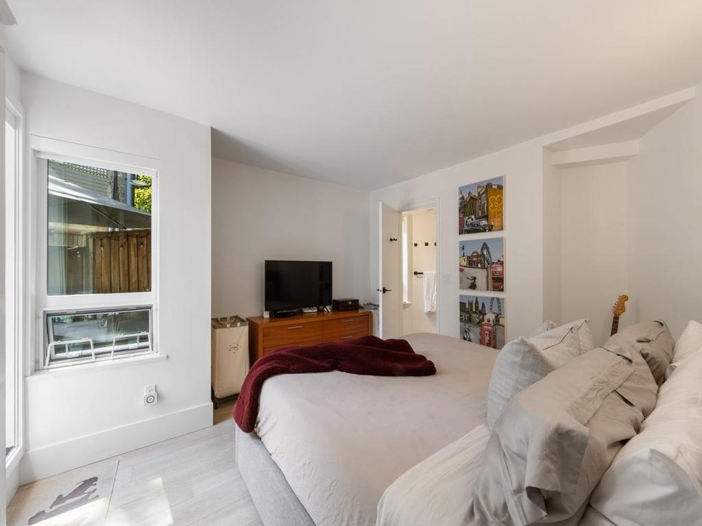 Listing Image for R3080921