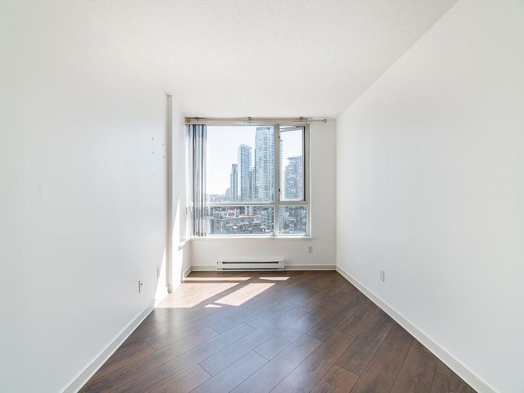 Listing Image for R3080922