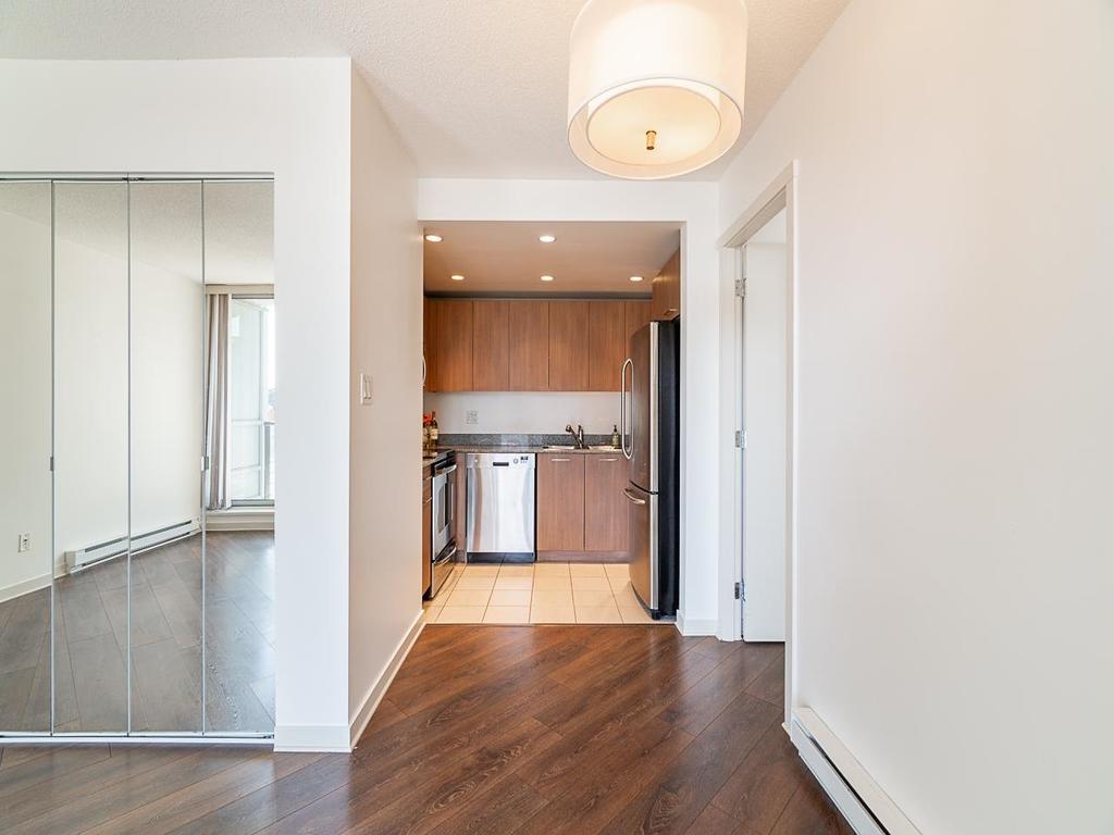 Listing Image for R3080922